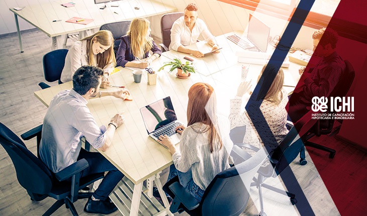 El equipo de trabajo de una agencia inmobiliaria
